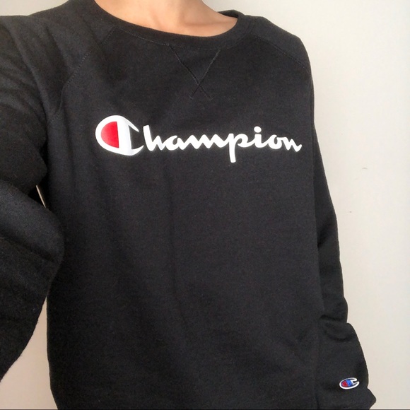 Champion Powerblend Fleece Classic Crewneck Sweatshirt! - Picture 2 of 4